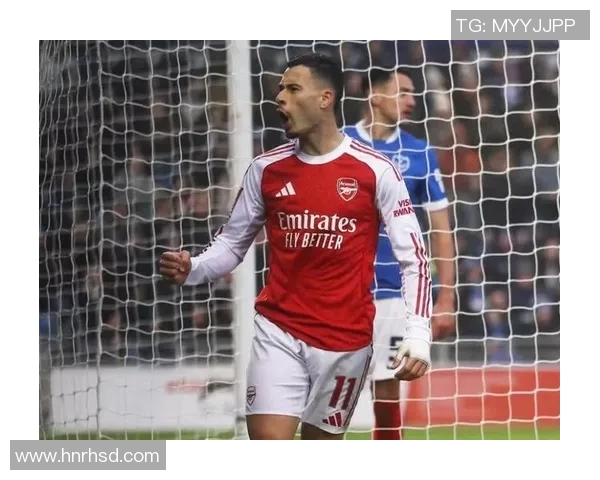 马丁内利的崛起之路：从青涩小将到足球明星的传奇旅程