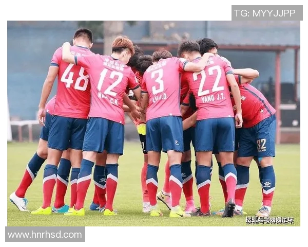 海于松与萨堡的精彩对决揭示了足球战术与团队协作的完美结合