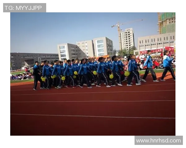 精彩呈现国外U10室内五人足球比赛直播全程回顾与精彩瞬间分析