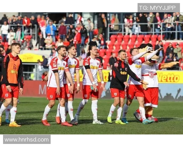 奥仓与雷根斯堡精彩对决谁能在这场较量中脱颖而出